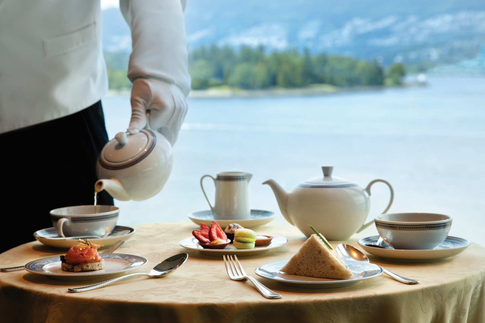 Oceania Allura - Afternoon Tea